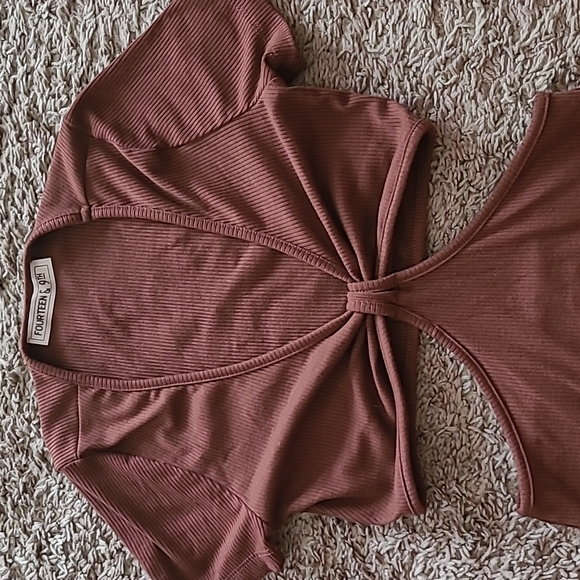 Sexy cutout dress! - Picture 2 of 8